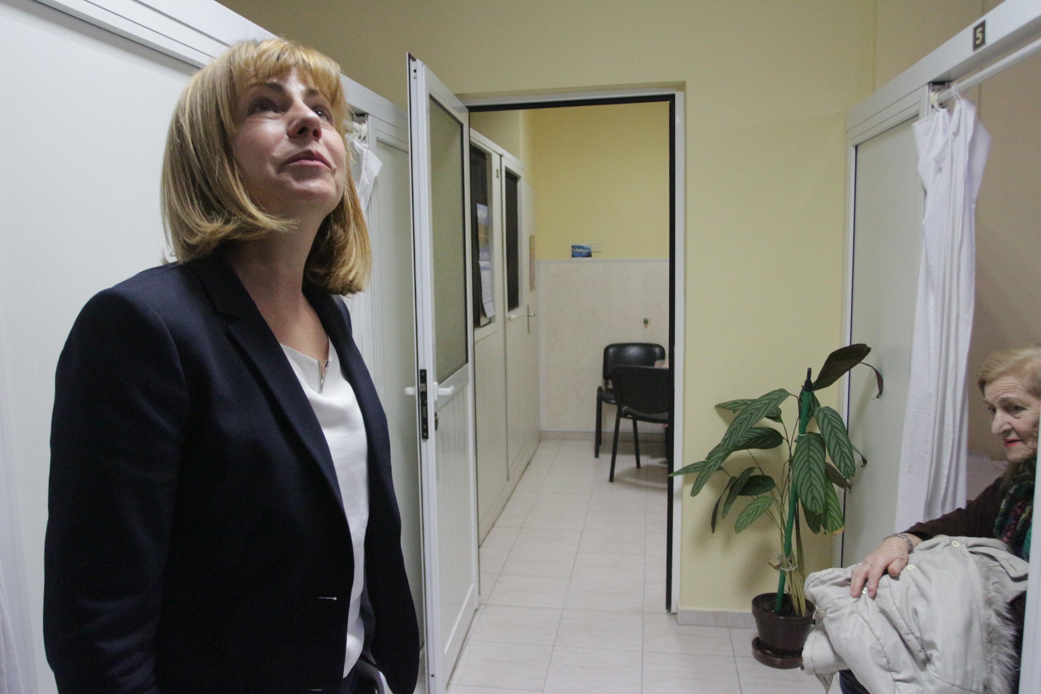 Йорданка Фандъкова на проверка във Втора градска болница