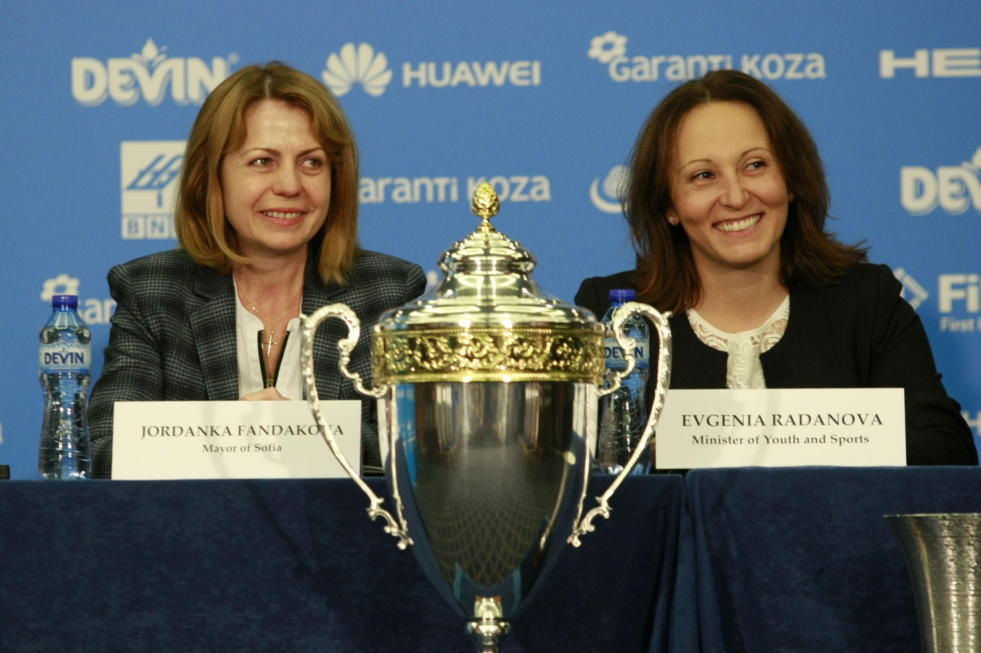 Йорданка Фандъкова и Евгения Раданова