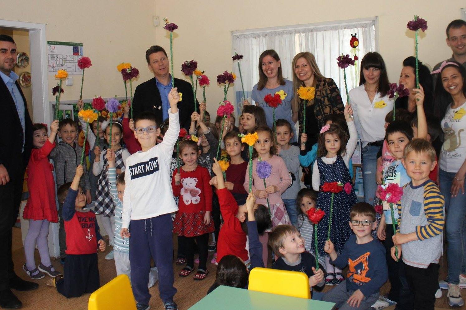 Деца от 23 детска градина в район Изгрев