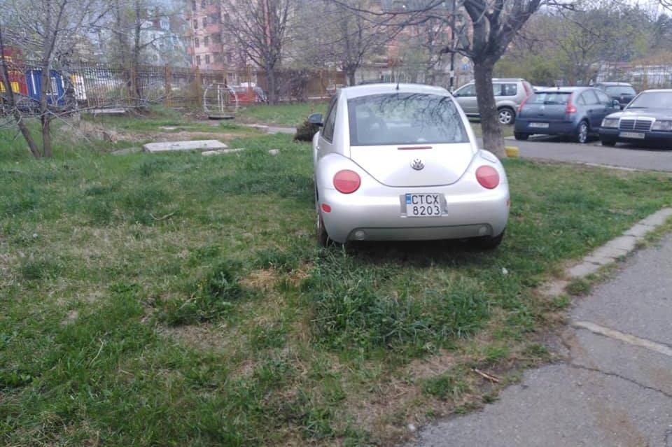 Безразборно паркиране в Студентски град