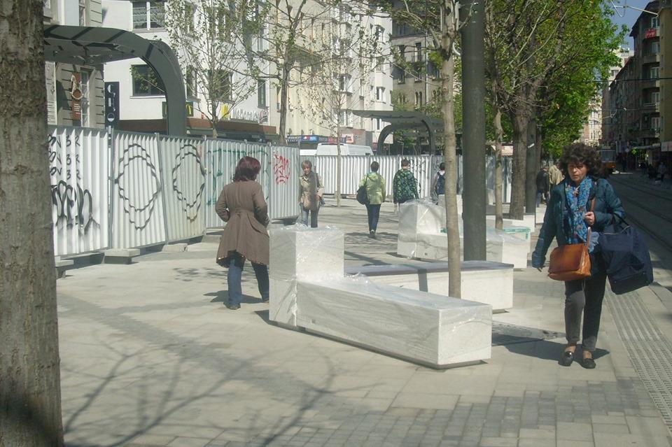 Площад Славейков