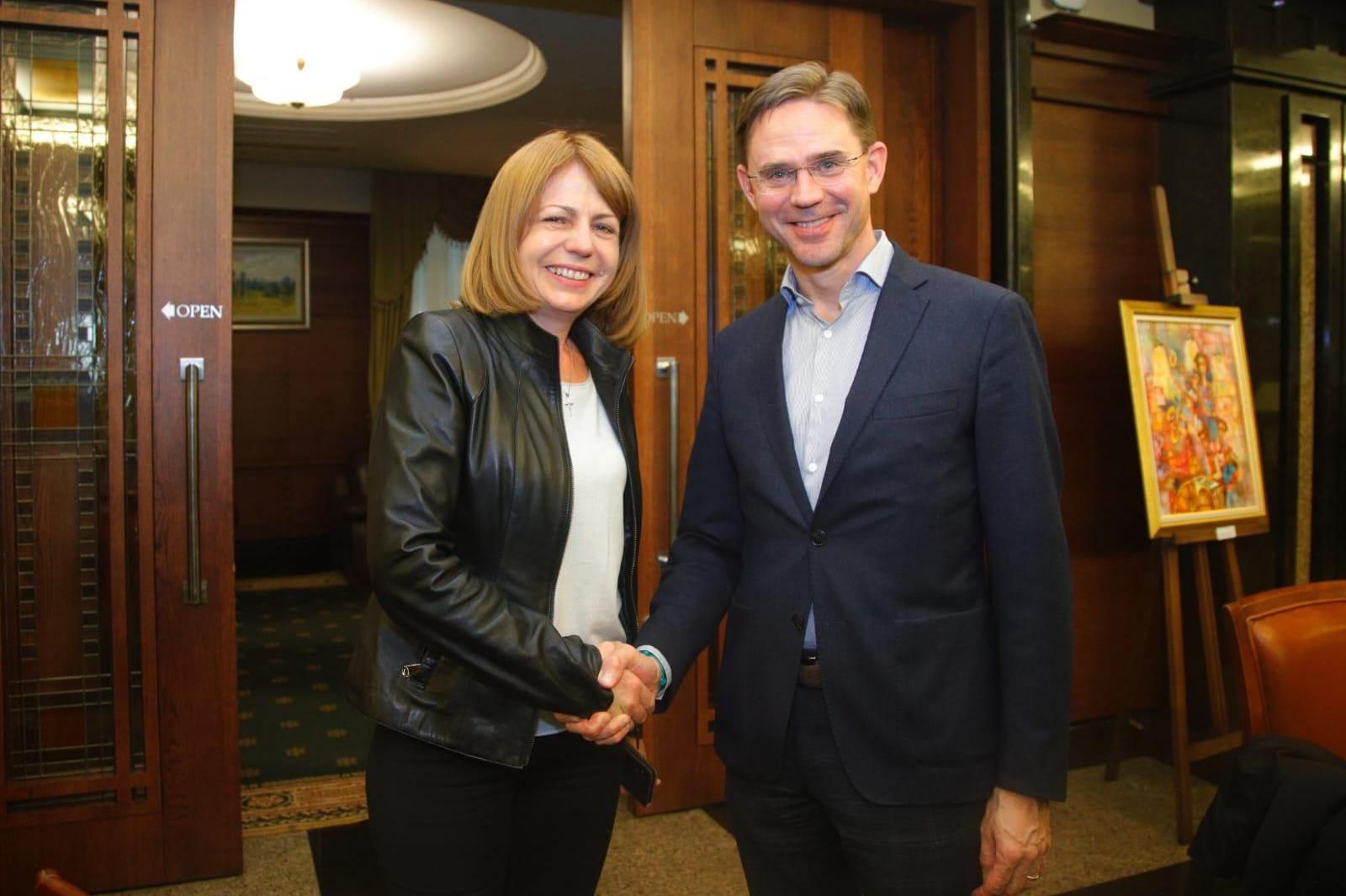 Йорданка Фандъкова проведе среща с Юрки Катайнен, зам.-председател на Европ