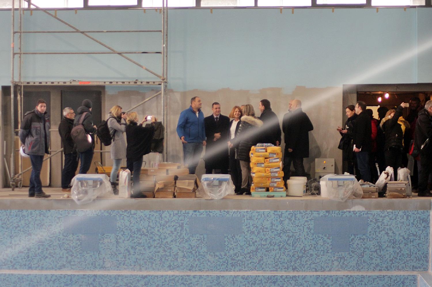 25-метровият закрит плувен басейн в 30 училище "Братя Миладинови"