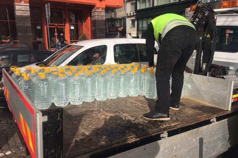 АПП достави вода в Перник