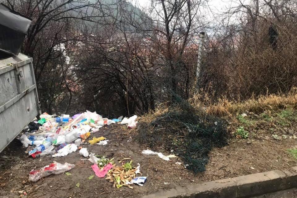 Сигнал до Столица.bg: Не изхвърлят редовно боклука в Панчарево