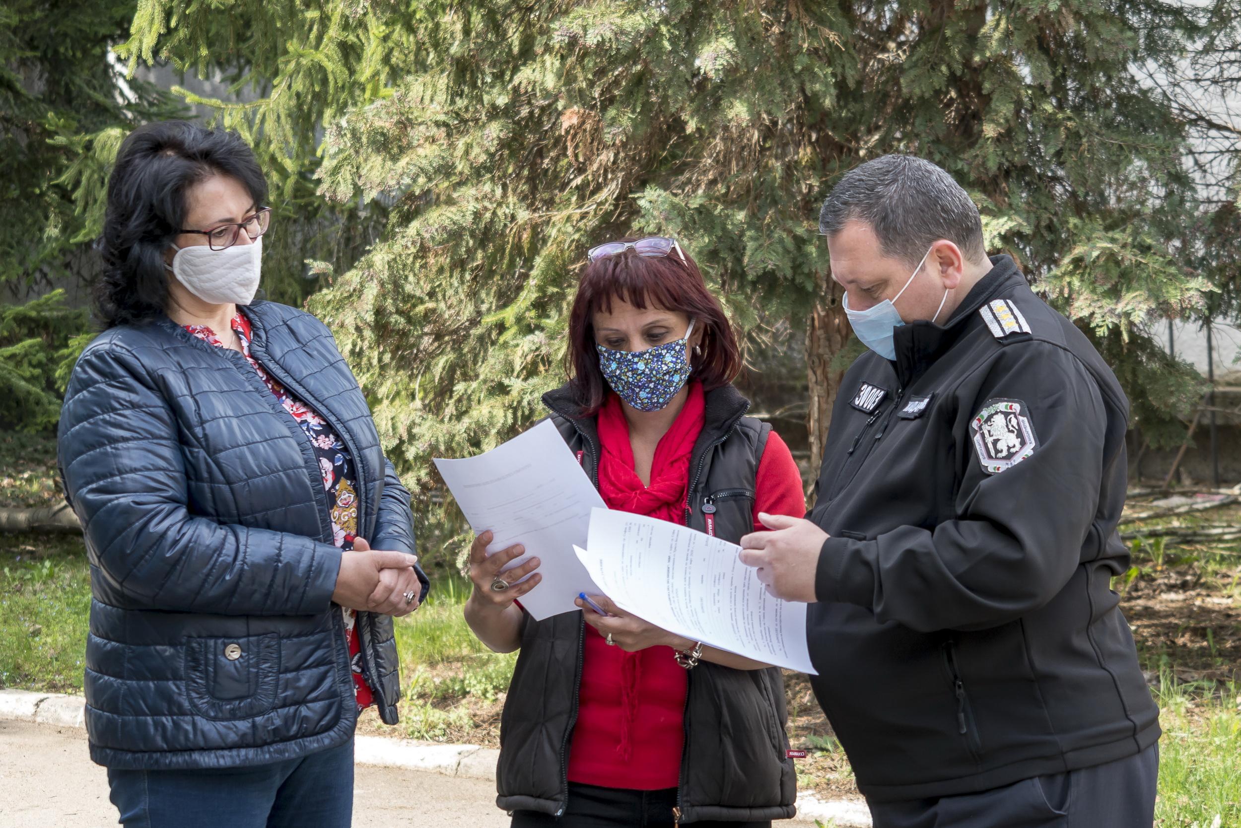 Софийската митрополия дари 800 предпазни шлема на жандармерията