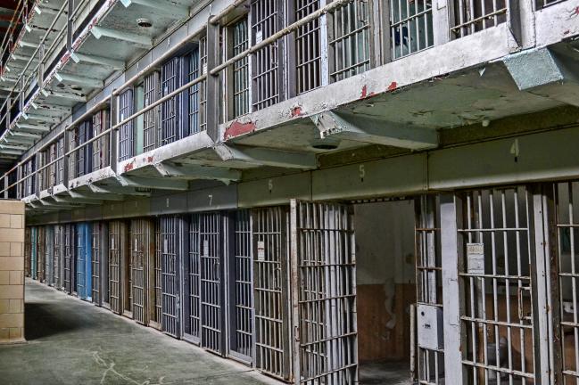 Швейцарец влезе в Софийския затвор, за да излежи 5-годишна присъди