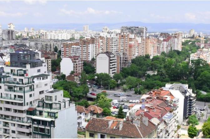 Проучване на Софпроект: 93 000 столичани планирали да напуснат София преди 