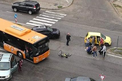 Блъснаха велосипедист на бул. "Г.М. Димитров"