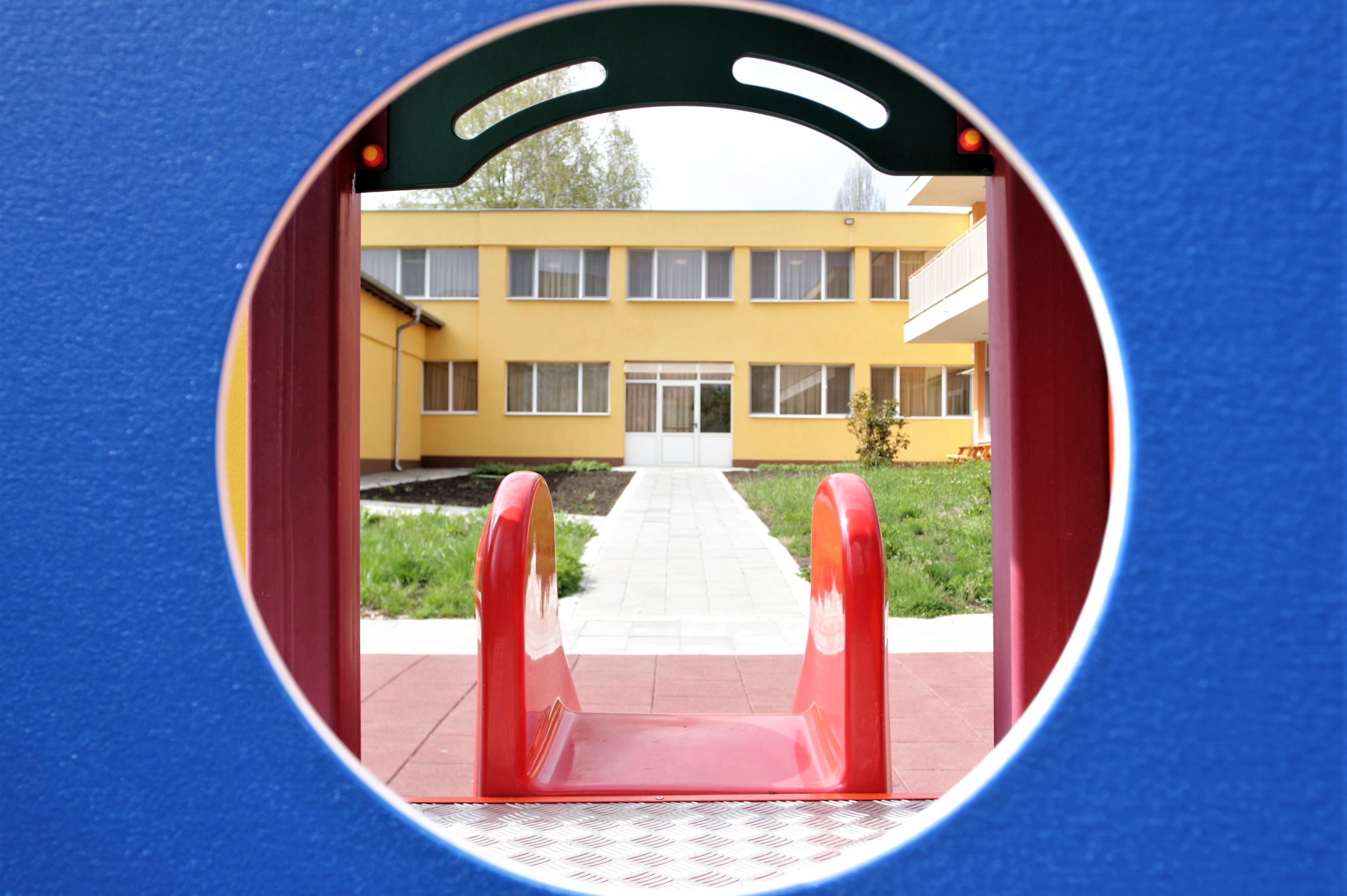 МОН дава 2 терена за детски градини в район Студентски