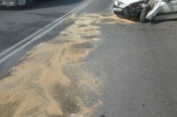Катастрофа между камион и баничарка на "Ботевградско" преди "Джъмбо"