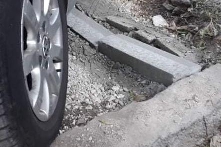 В Подуяне: 15 с глоби за паркиране върху тротоар, който се ремонтира