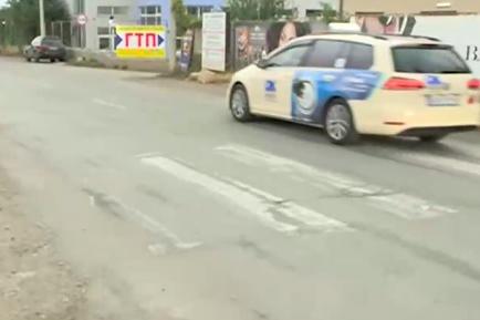 До месец и половина монтират светофар на бул. "Климент Охридски"