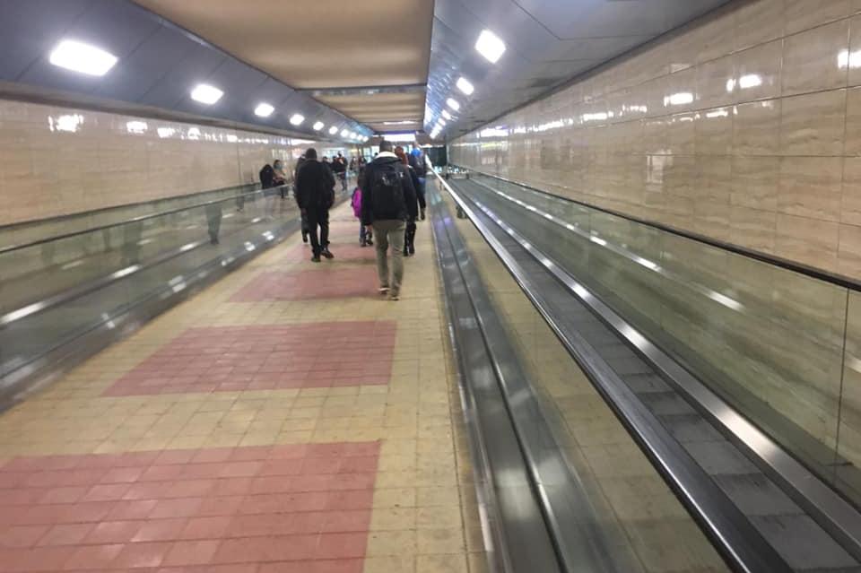 Столичани питат: Кога ще заработи хоризонталният ескалатор в метростанция С