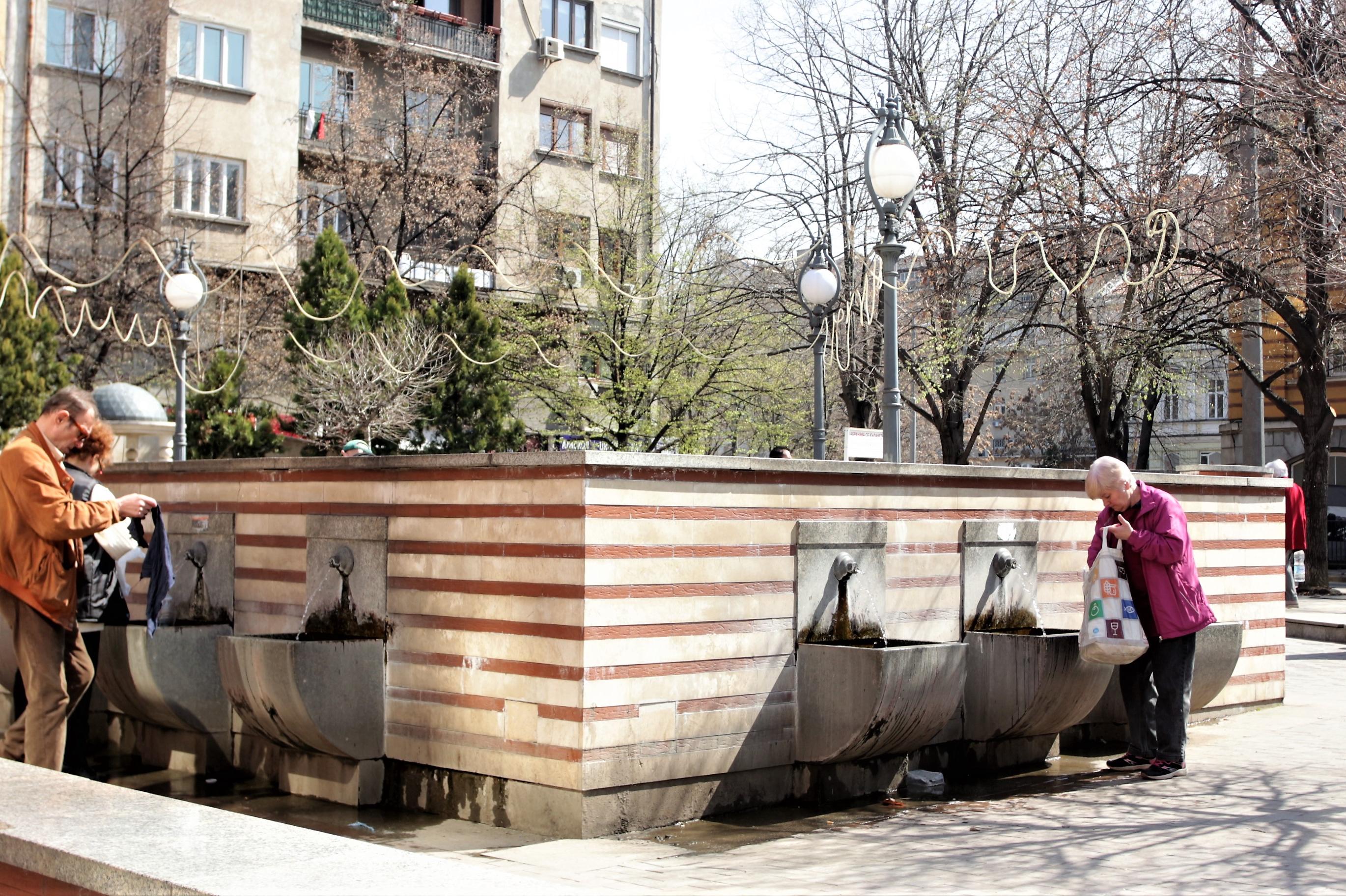 Заради профилактика: За час спират чешмите с минерална вода в София на 3 ок