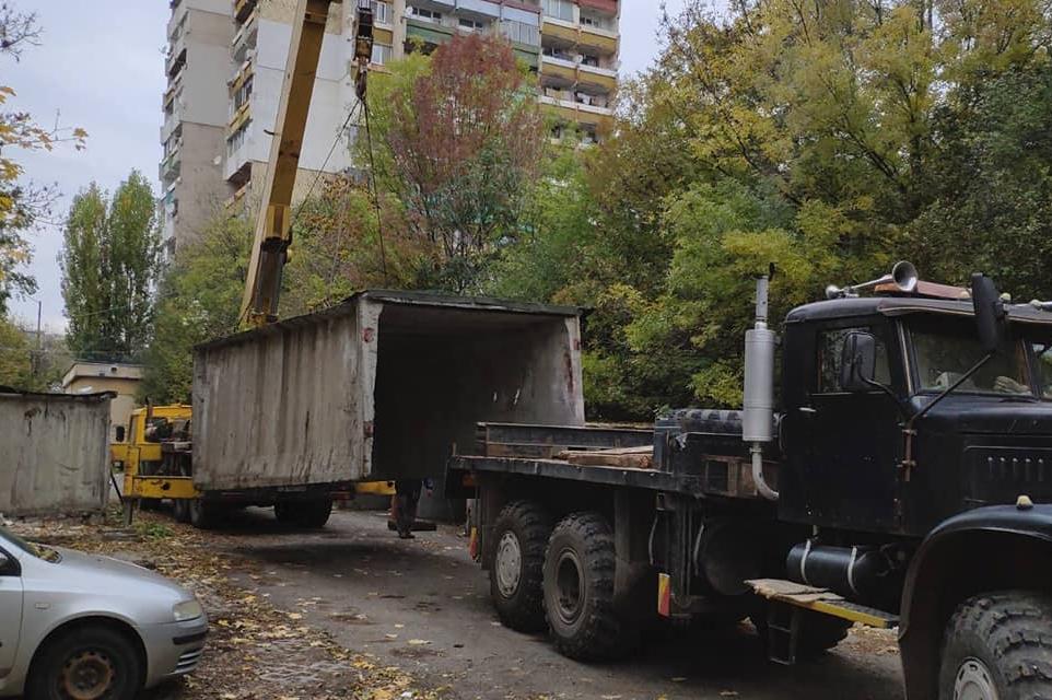 Махнати са нови 20 незаконни гаража в "Хаджи Димитър"