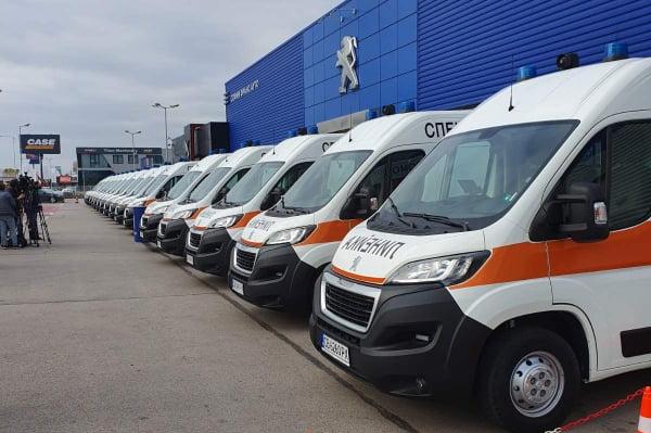 17 нови линейки от Пежо тръгнаха към Спешна помощ-София