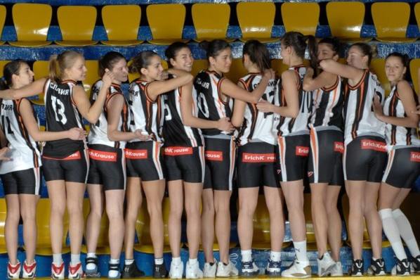 Излъчват мача на "Славия" във Варна от женското първенство по овлейбол