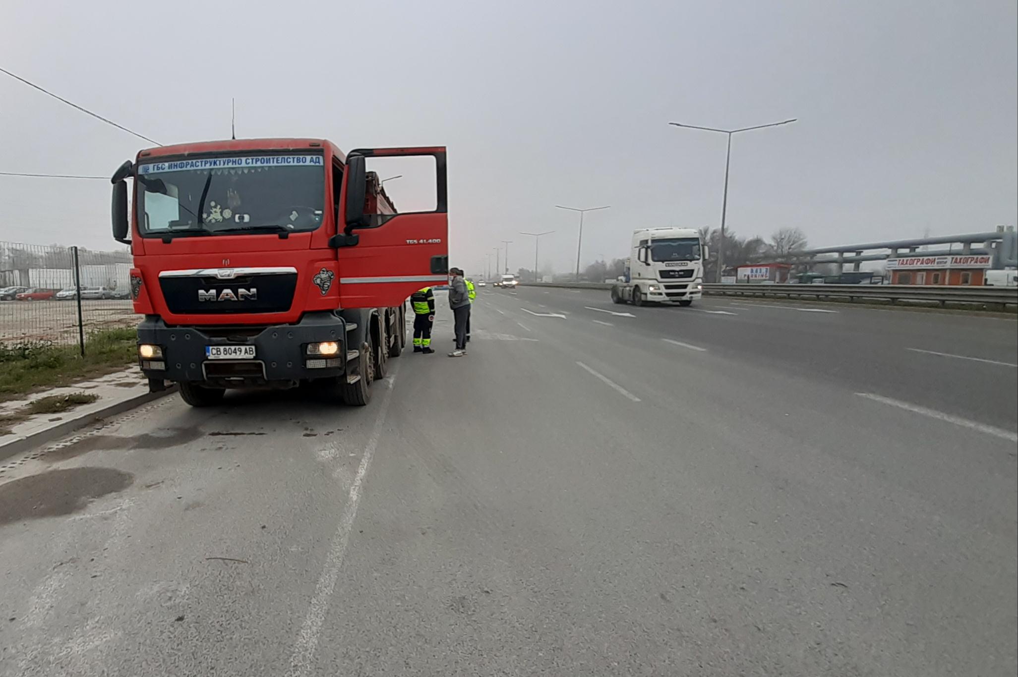 249 проверки през ноември за мръсни камиони в 6 района на София