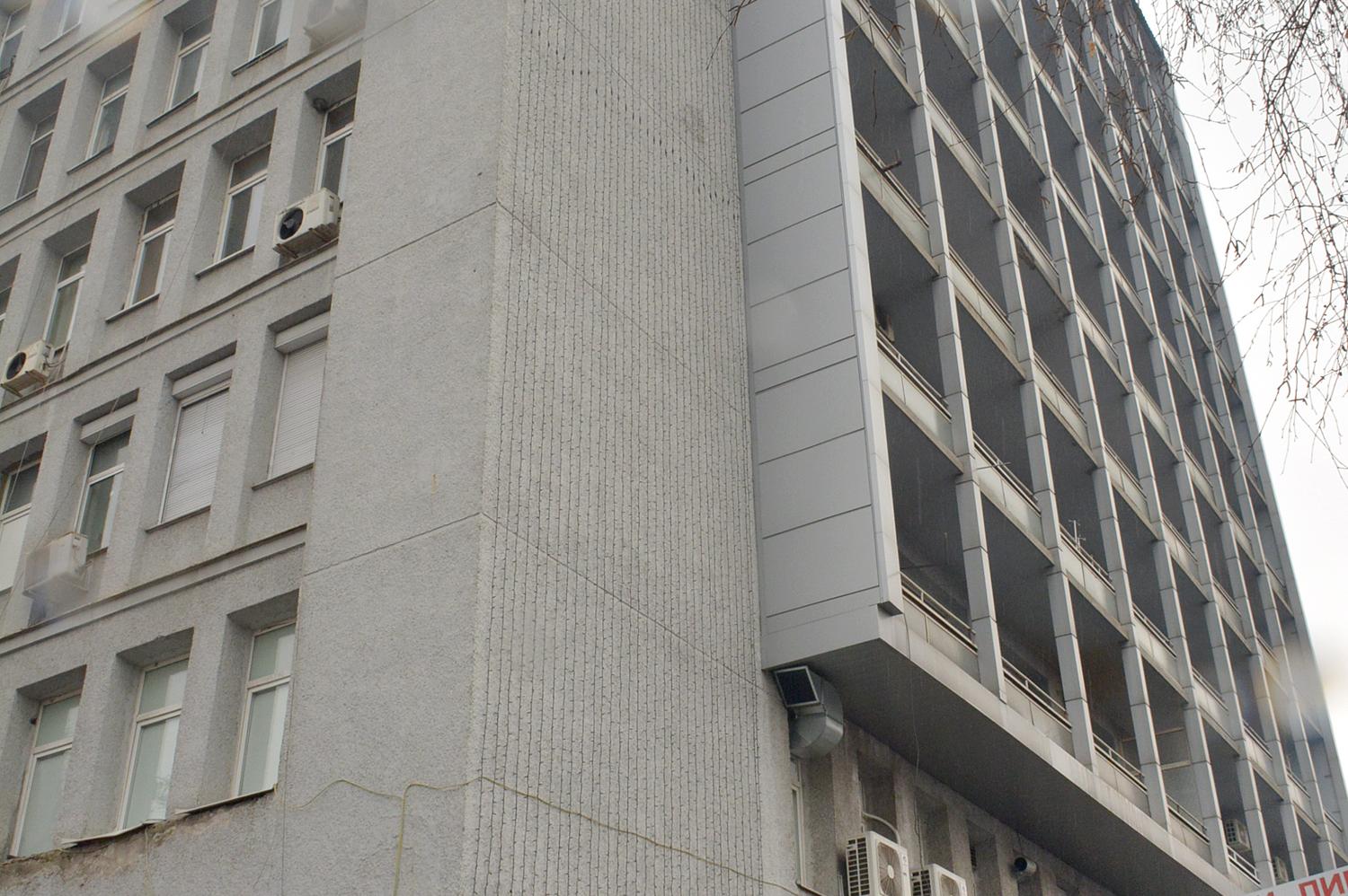 В "Пирогов": Мъж е скочил от шестия етаж на болницата и е починал