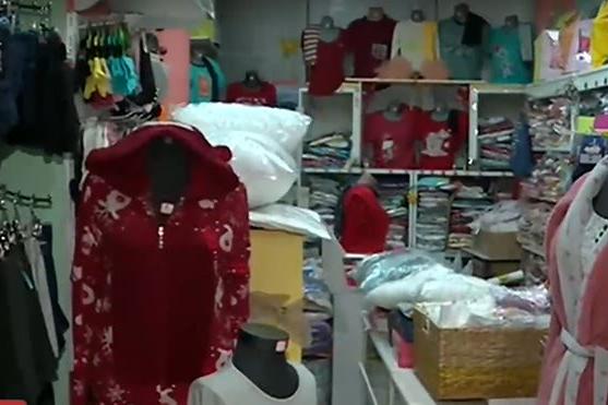 Крадци обраха магазини в търговски център в Света Троица
