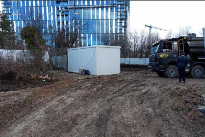 Строеж, замърсяващ с кал бул. „Филип Кутев“, възмути кмета на Лозенец (СНИМ