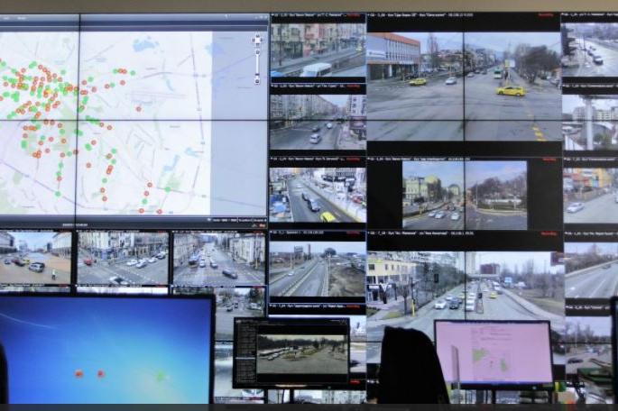 Нови 200 камери ще следят за нарушения по светофарите в София