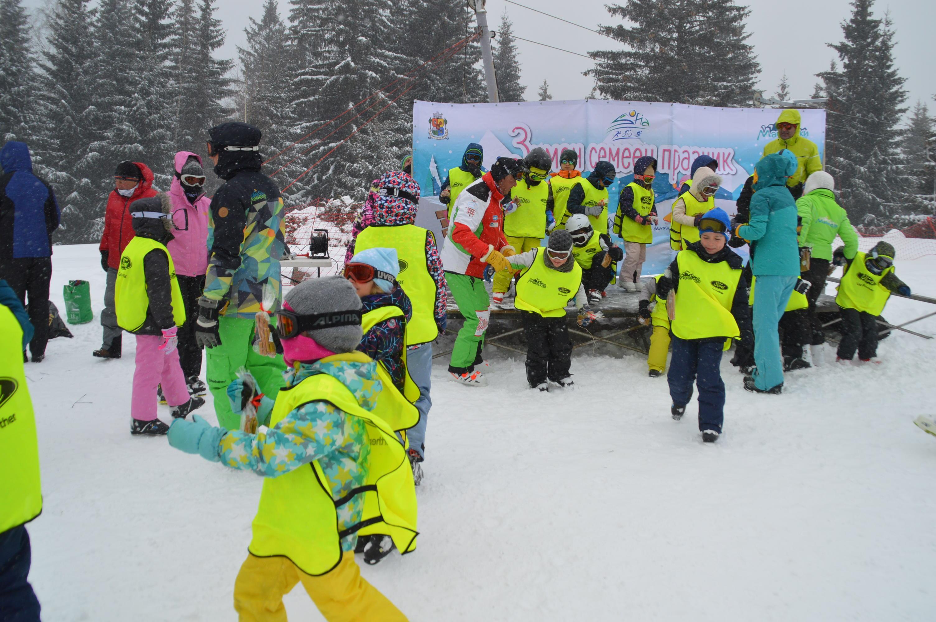 "София – евростолица на спорта" зарадва стотици деца със Зимния празник на 