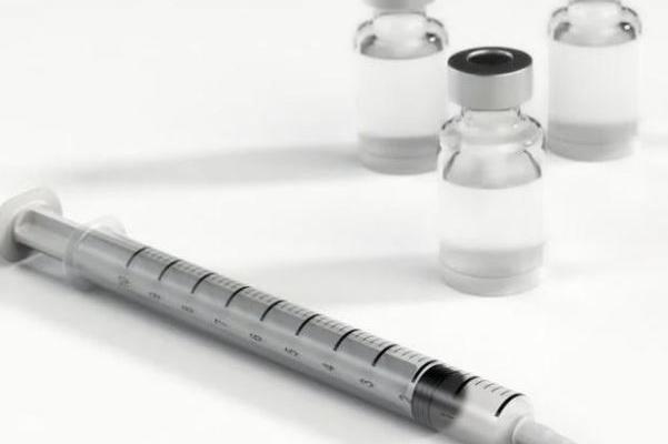 10 000 дози от ваксините ще получат личните лекари в София