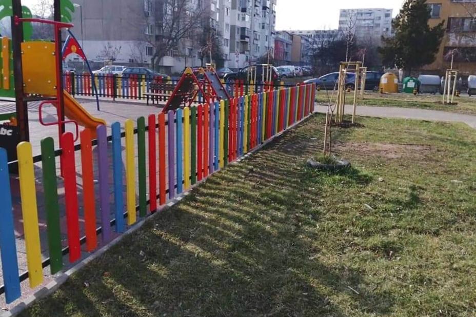 Хубава придобивка: Нова детска площадка в "Люлин" 1