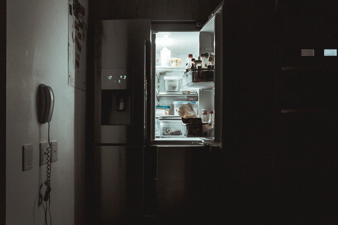 Топ модерни хладилници за умен дом