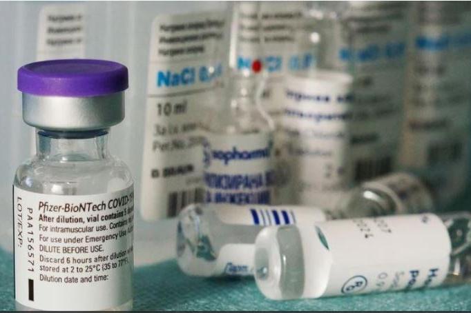 В София и страната ще пристигнат над 750 000 дози от ваксината на "Пфайзер“