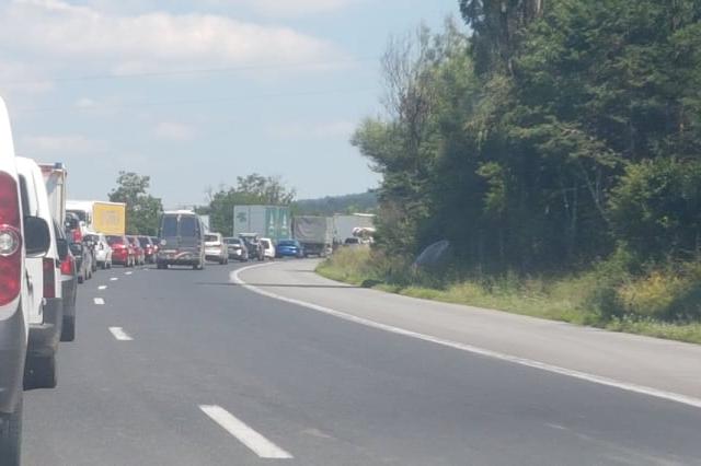 По София – Перник, до Драгичево, е затворено за камиони над 15 тона