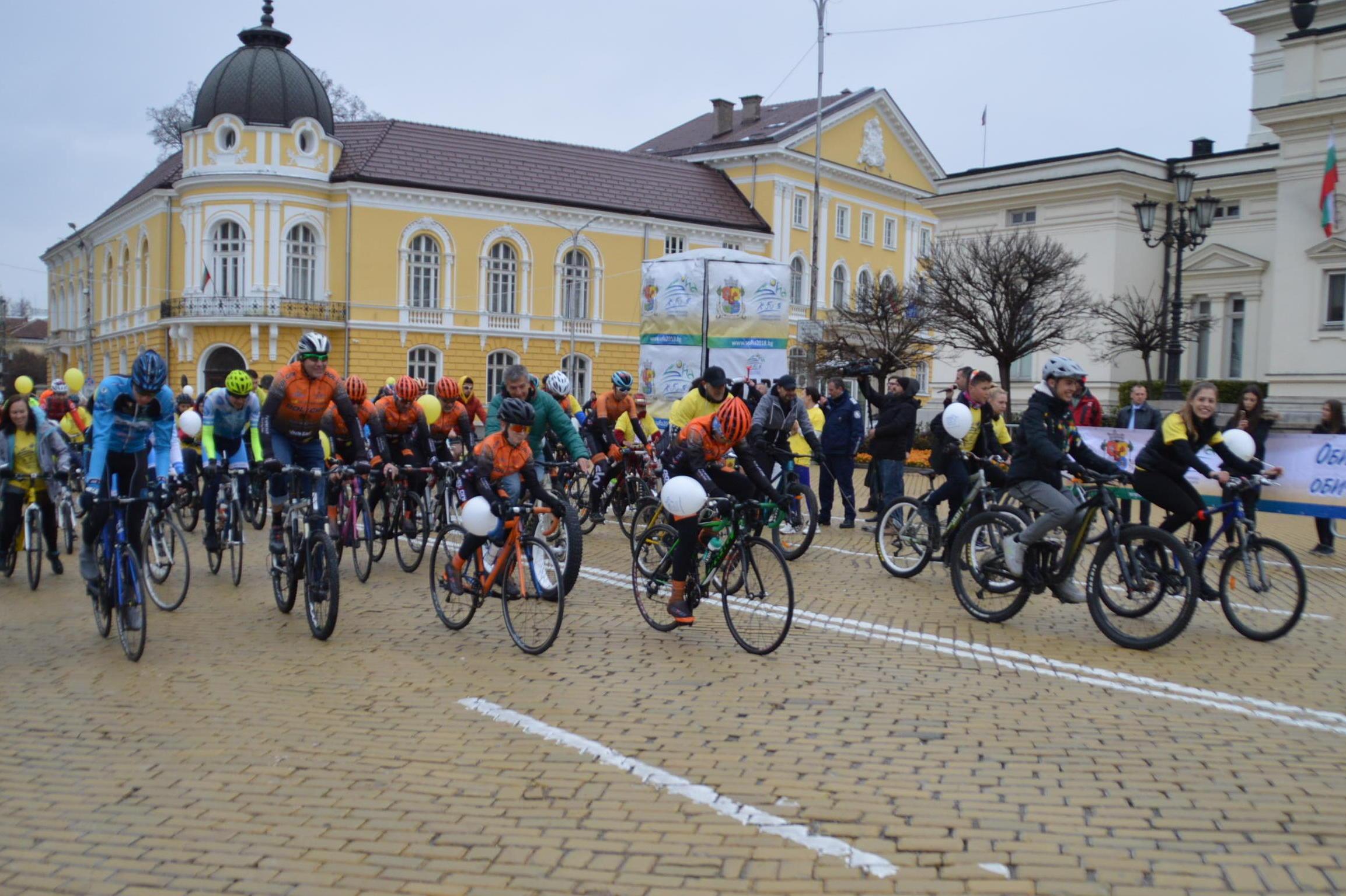 Състезатели от Велораптор, Драг и Долчини  стартираха във Велошествие „За п