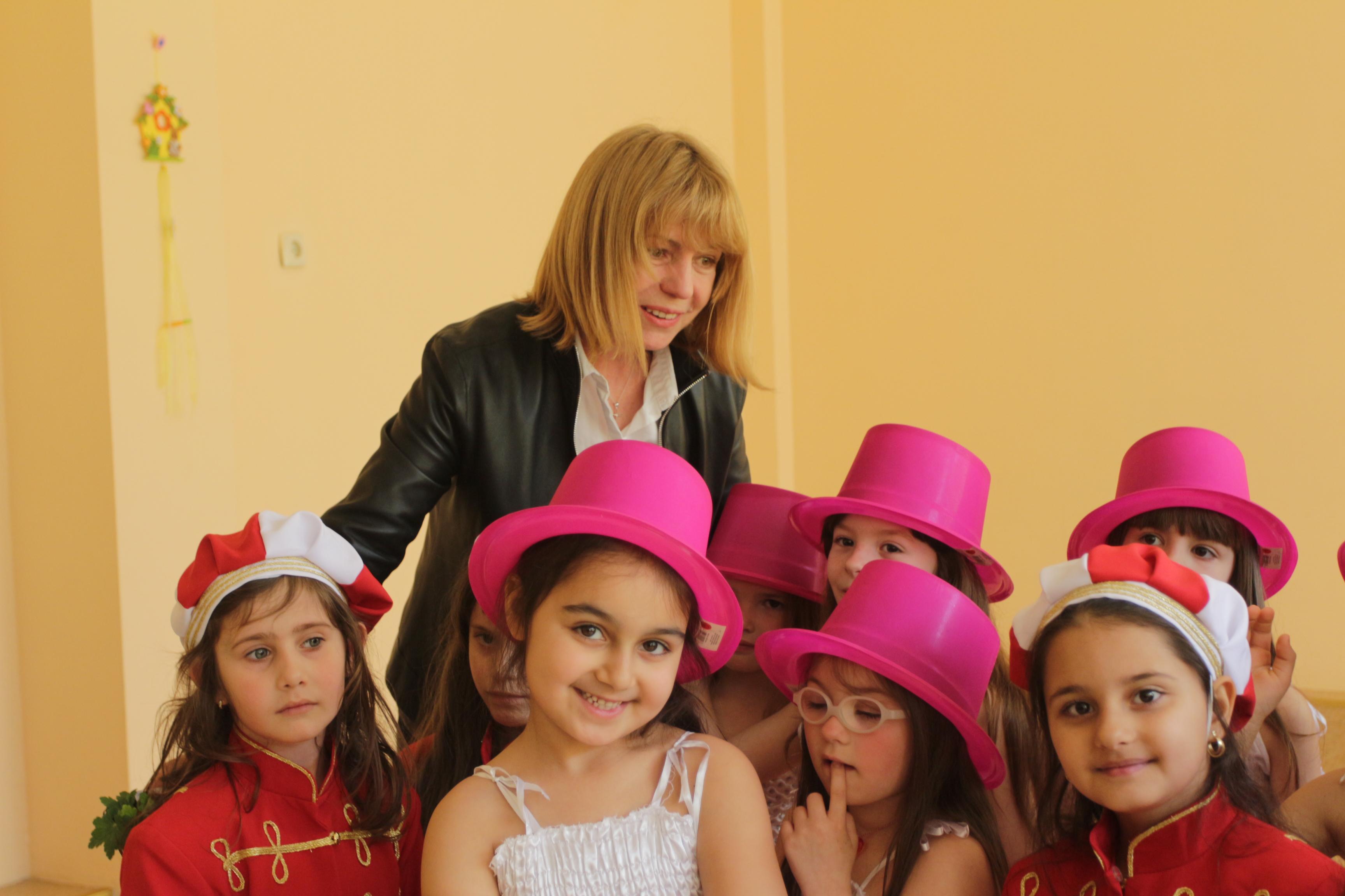 Фандъкова: В изграждането на детски градини в София ще включим и частния би