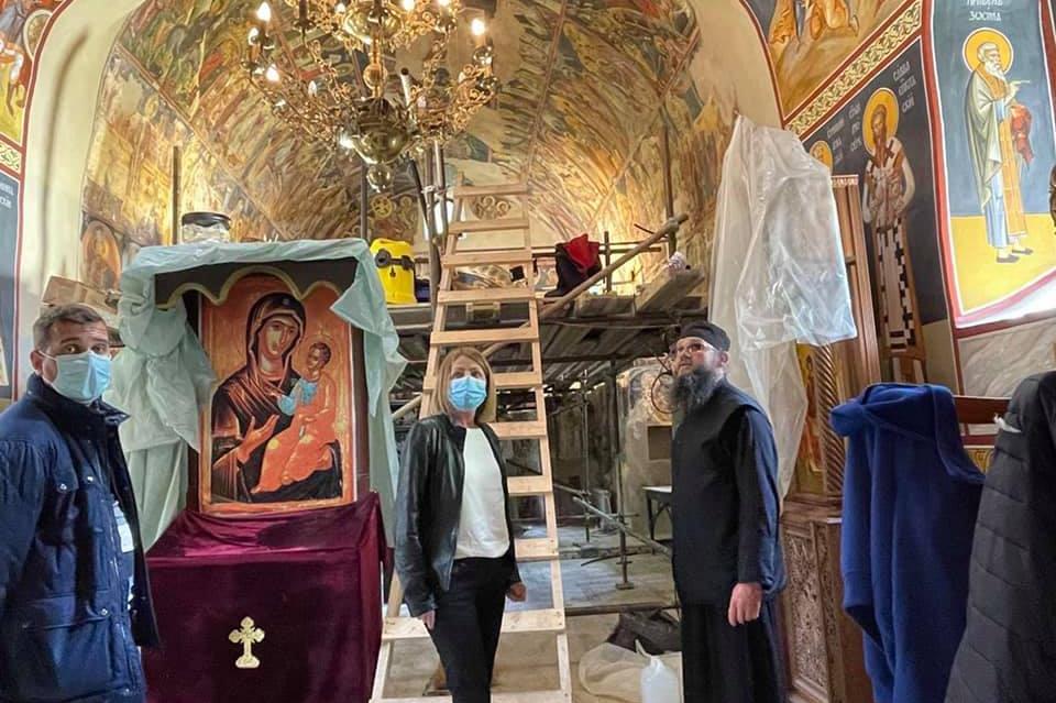 Реставрират стенописите на църквата на Дивотинския манастир