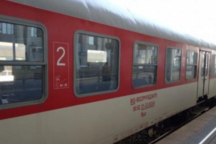 Повреда предизвика големи закъснения по влаковата линия София-Перник