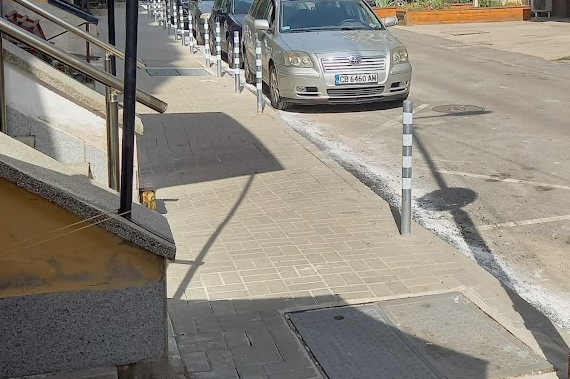 Ремонтираха южния тротоар на ул. „Кишинев“