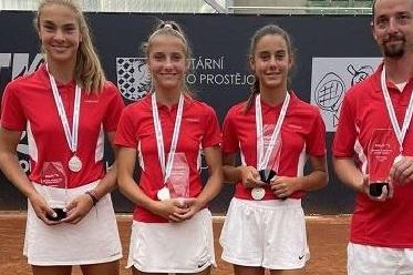14-годишните ни тениситски играха финал на Световното в Простейов