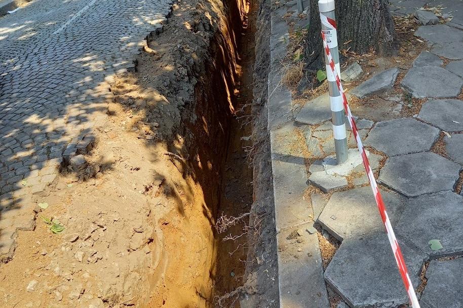 Сменя се 110-годишен водопровод по ул. „Криволак“