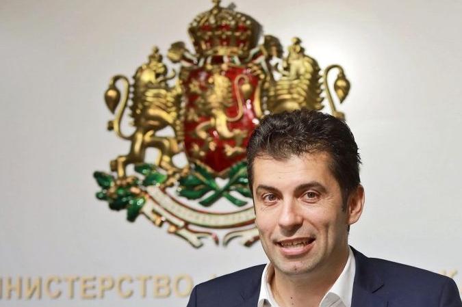 Кирил Петков: Явно ние сме новия център, искаме 121 почтени депутата в парл