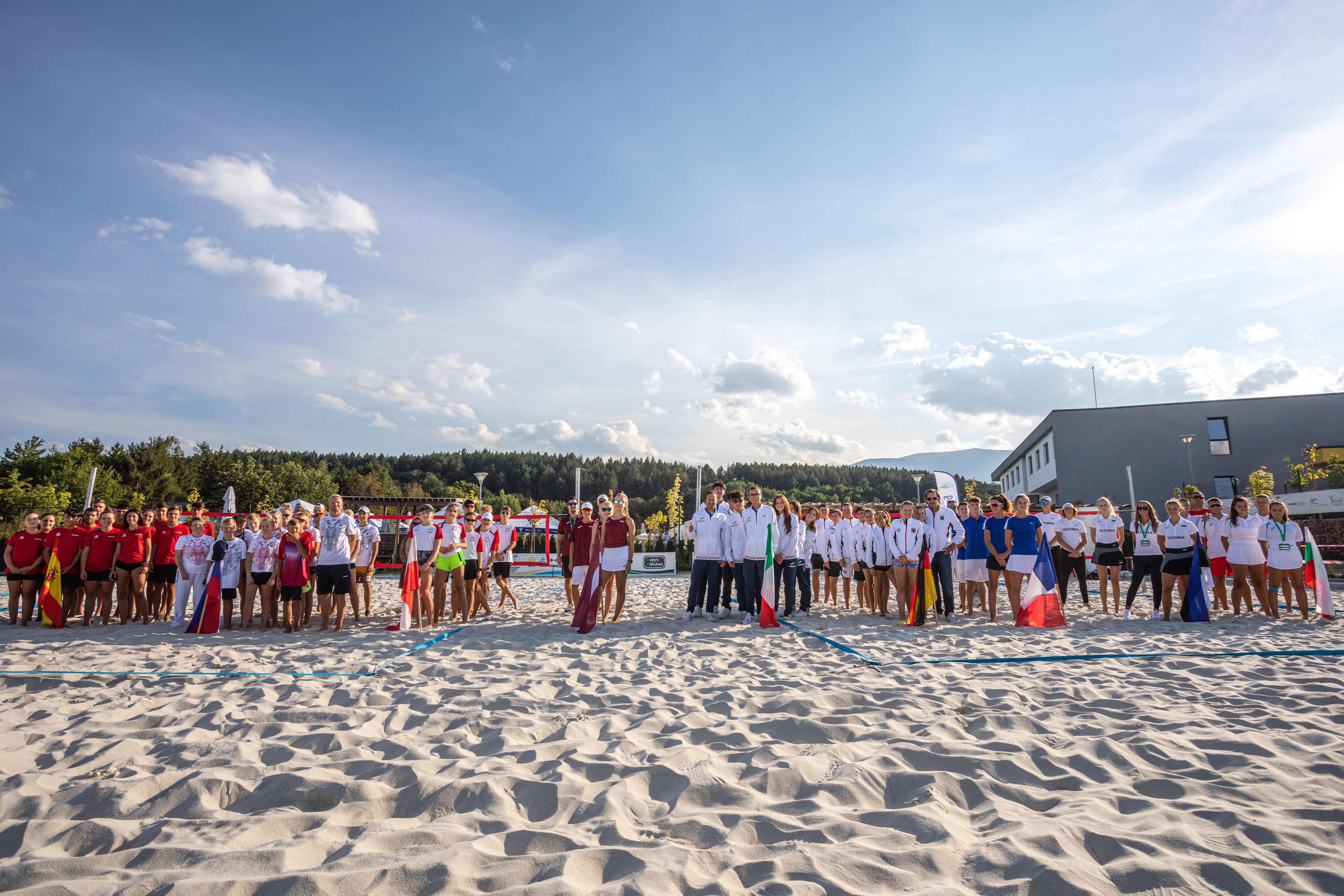 Състезатели от 15 нации  ще играят на Европейското първенство по плажен тен