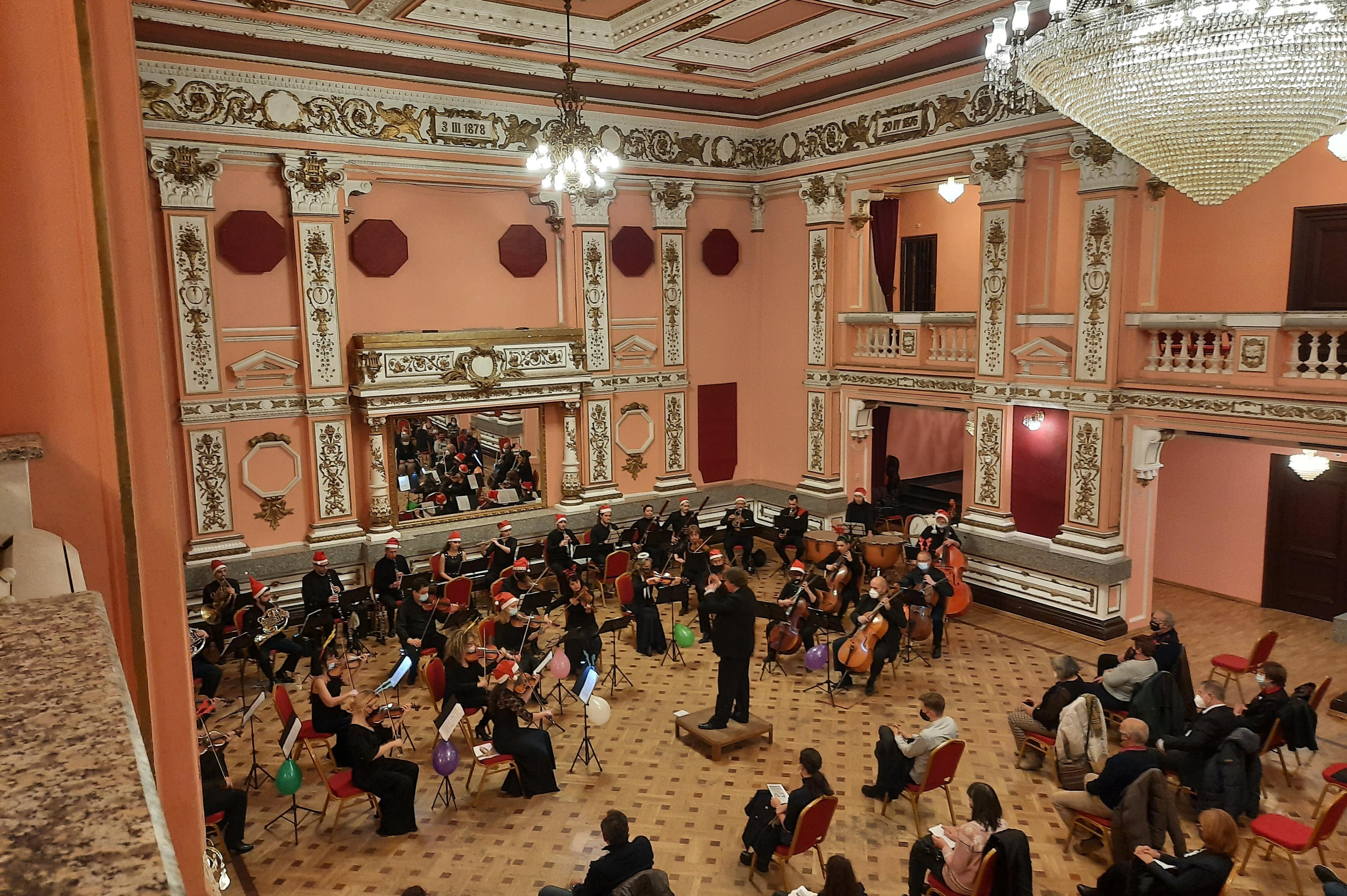 ОКИ-„Надежда” в София търси оркестранти