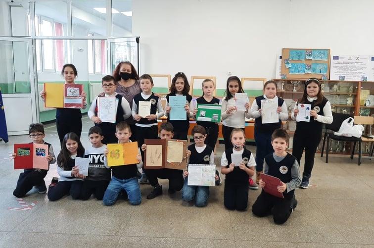 Ученици от столичния район „Надежда” създадоха книга „Забравените игри”
