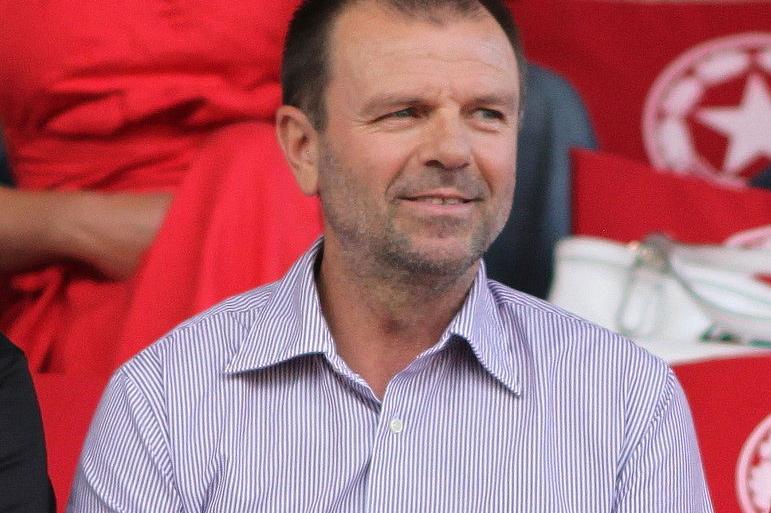 Стойчо Младенов се разболя и не води "ЦСКА" в първия двубой на тима за 2022