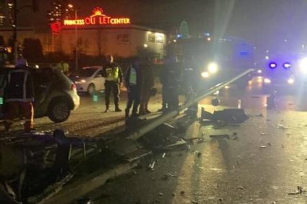 Жестока катастрофа с 4 коли на "Ал. Малинов", има тежко пострадал
