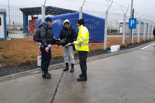 Екипи на софийската АПП са на Исакча - Орловка да вземат бежанци от Украйна