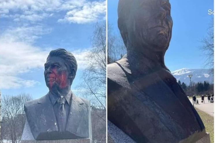 Почистиха паметника на Роналд Рейгън в „Триадица“ след вандализъм
