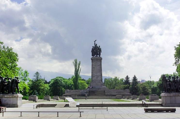 И Станка Желева се произнесе за Паметника на Съветската армия в София