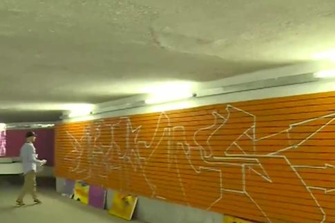 С графити спасяват подлеза, свързващ Централна автогара и гара
